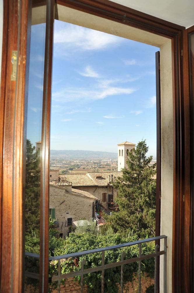 Albergo Ancajani Assisi Buitenkant foto