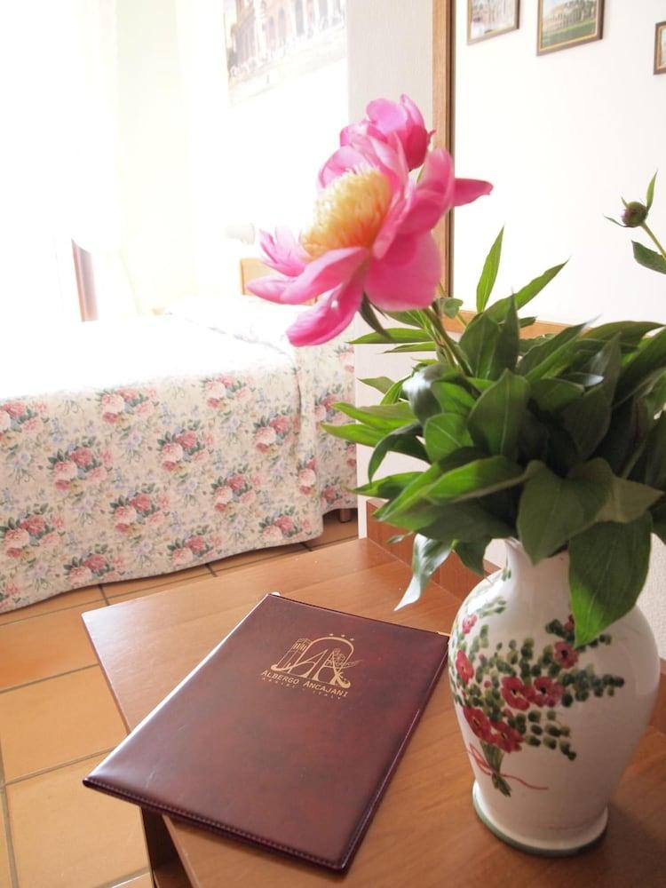 Albergo Ancajani Assisi Buitenkant foto