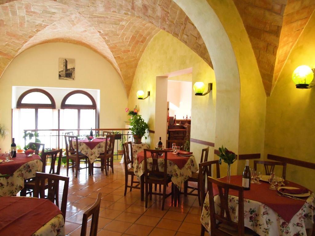 Albergo Ancajani Assisi Buitenkant foto