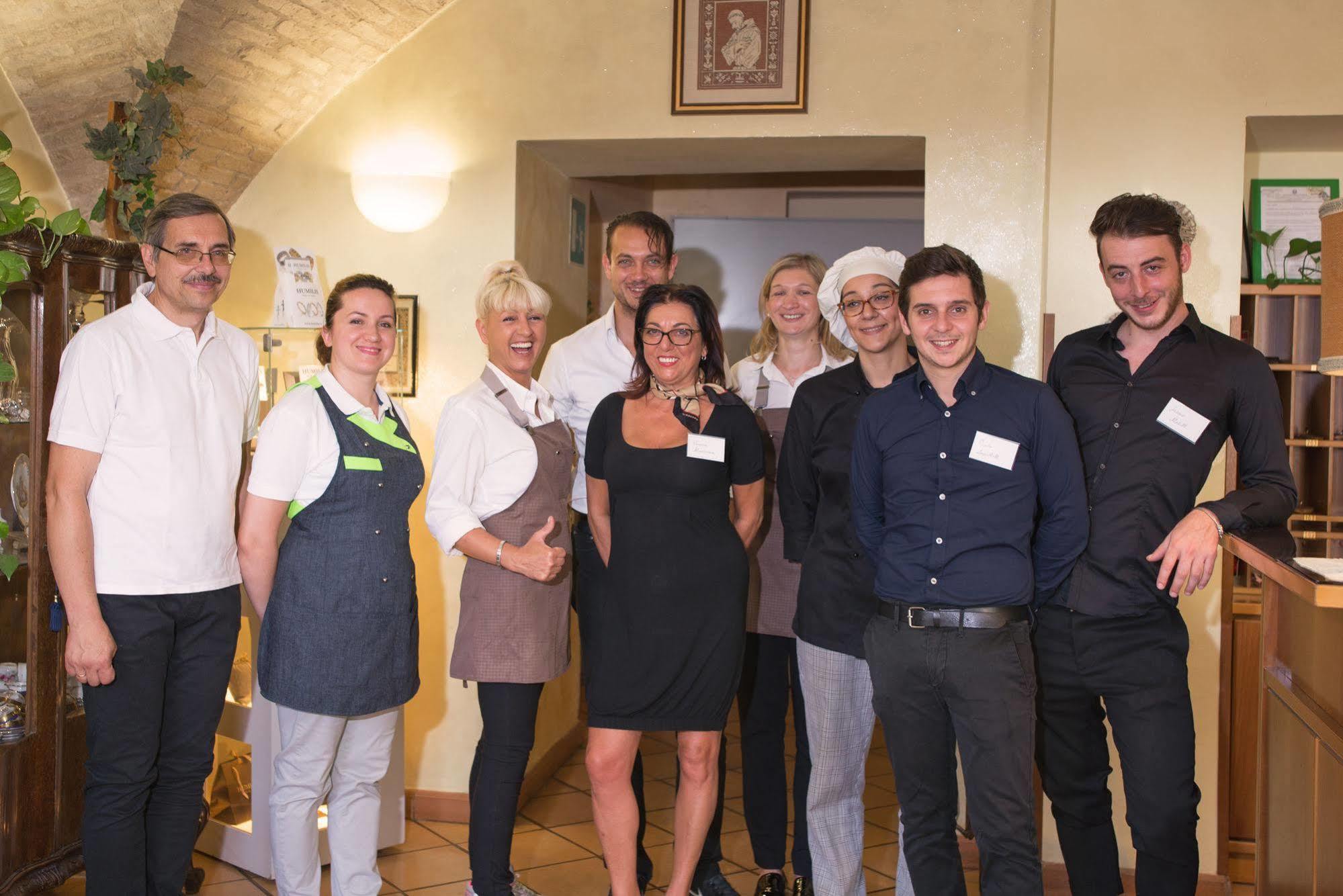 Albergo Ancajani Assisi Buitenkant foto