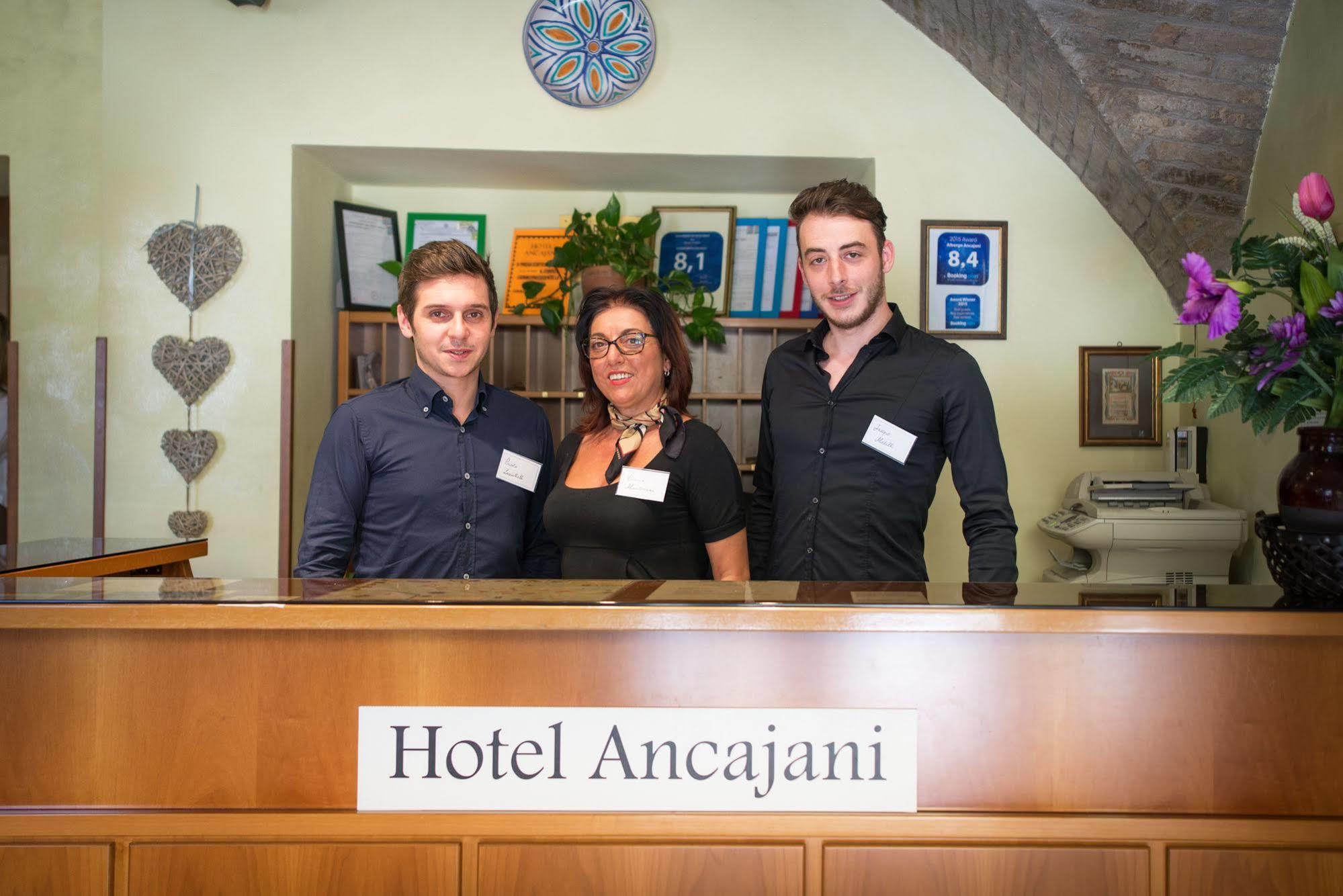 Albergo Ancajani Assisi Buitenkant foto