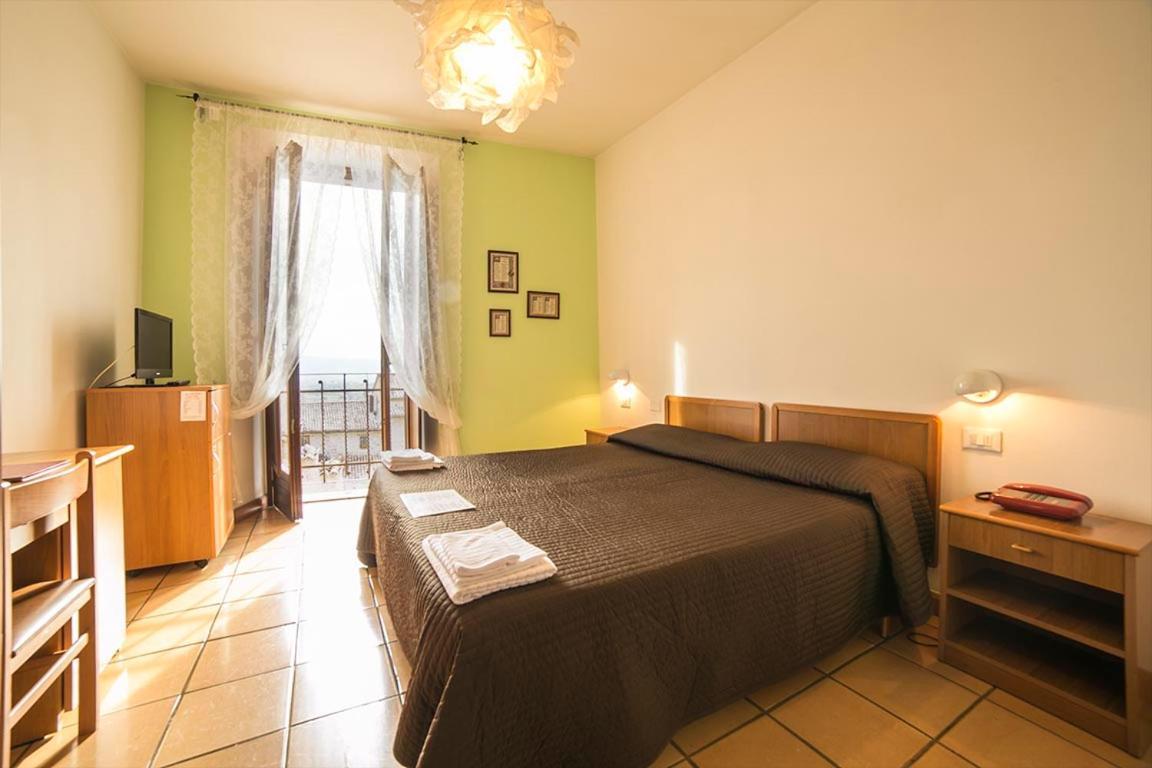 Albergo Ancajani Assisi Buitenkant foto